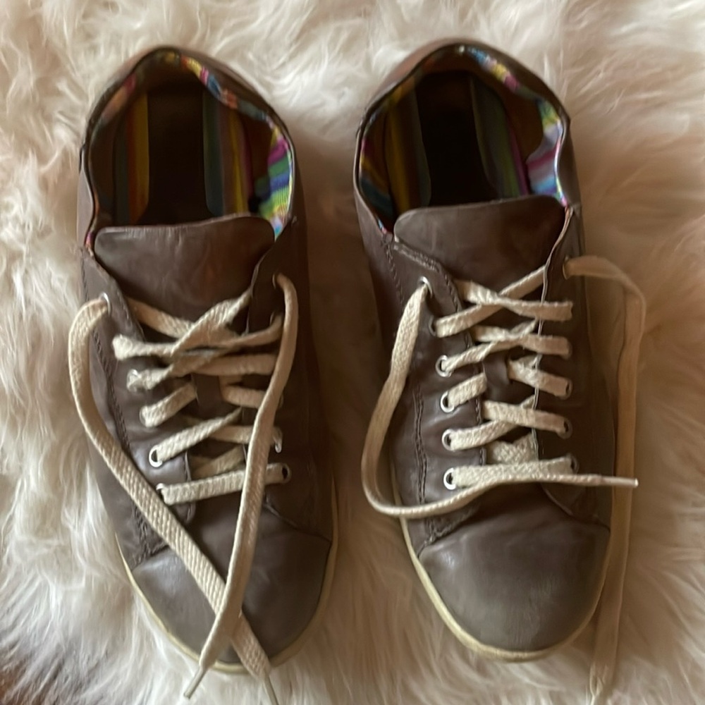 BORN Leather Lace-up Tennis Shoe